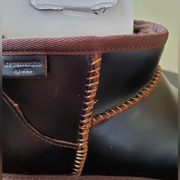 UGG Classic Ultra Mini Leather Regen Ankel Boots - Picture 15 of 16